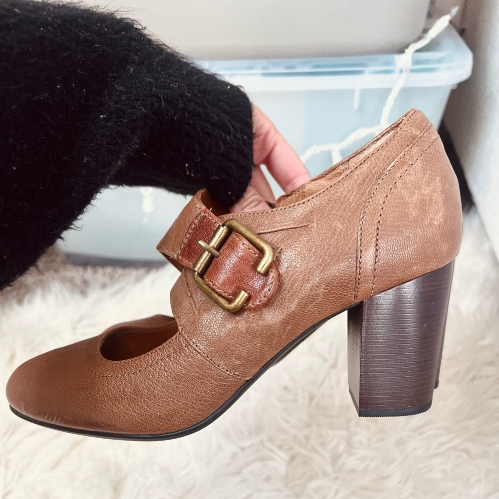 Clarks Brown Heeled Shoes with Buckle